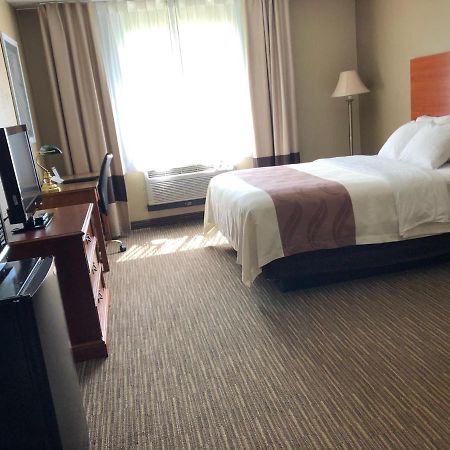 Quality Inn & Suites New Castle Dış mekan fotoğraf