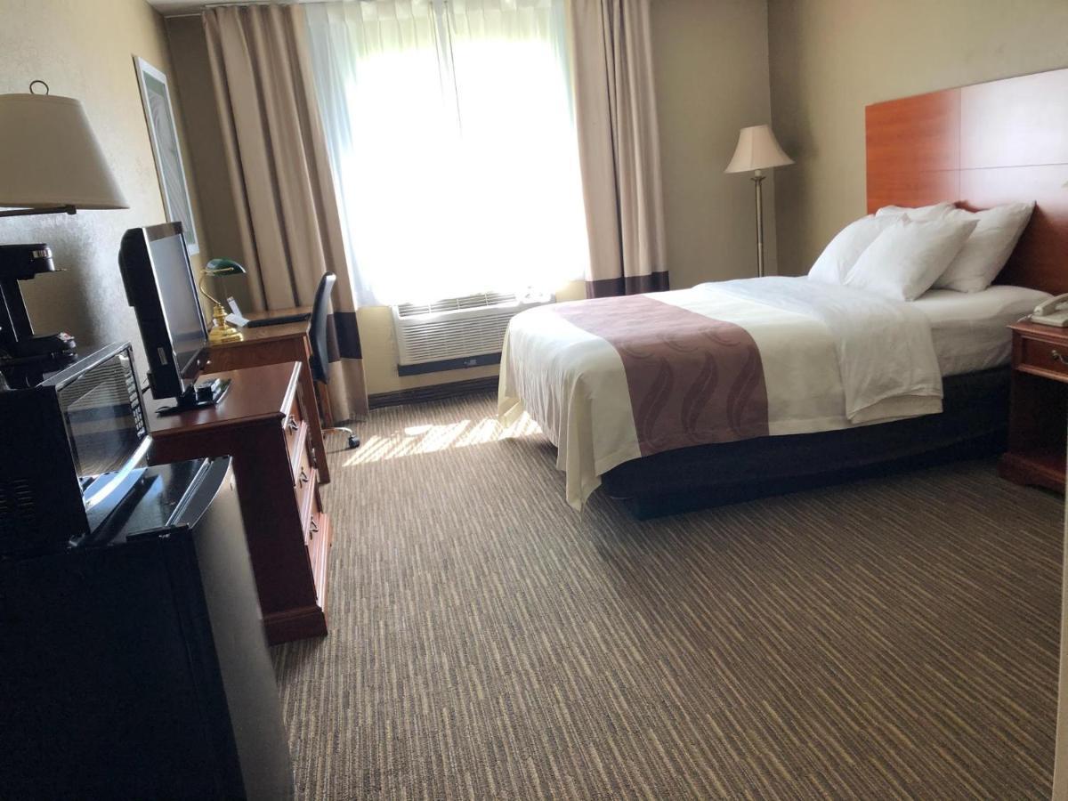 Quality Inn & Suites New Castle Dış mekan fotoğraf