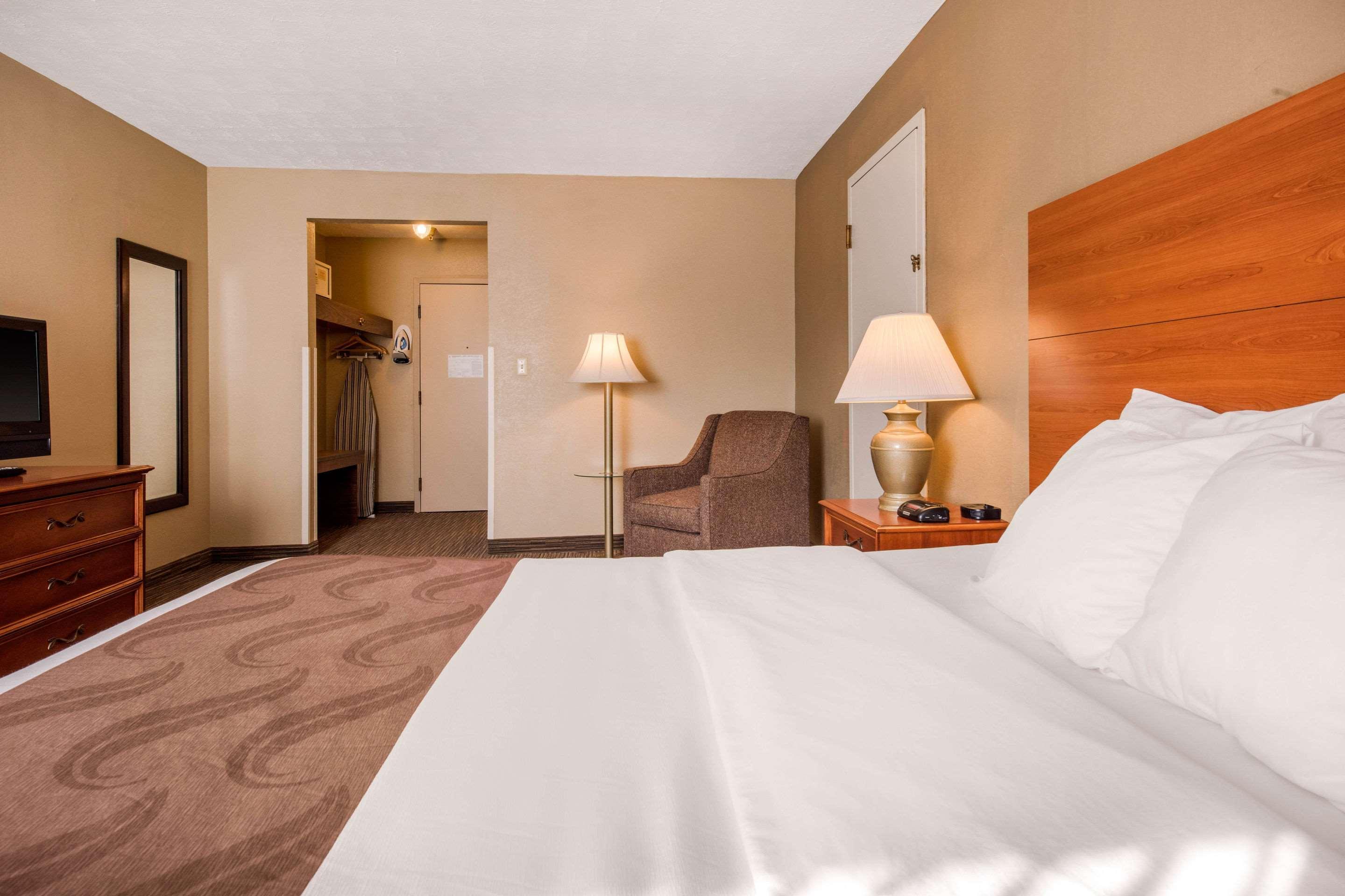 Quality Inn & Suites New Castle Dış mekan fotoğraf