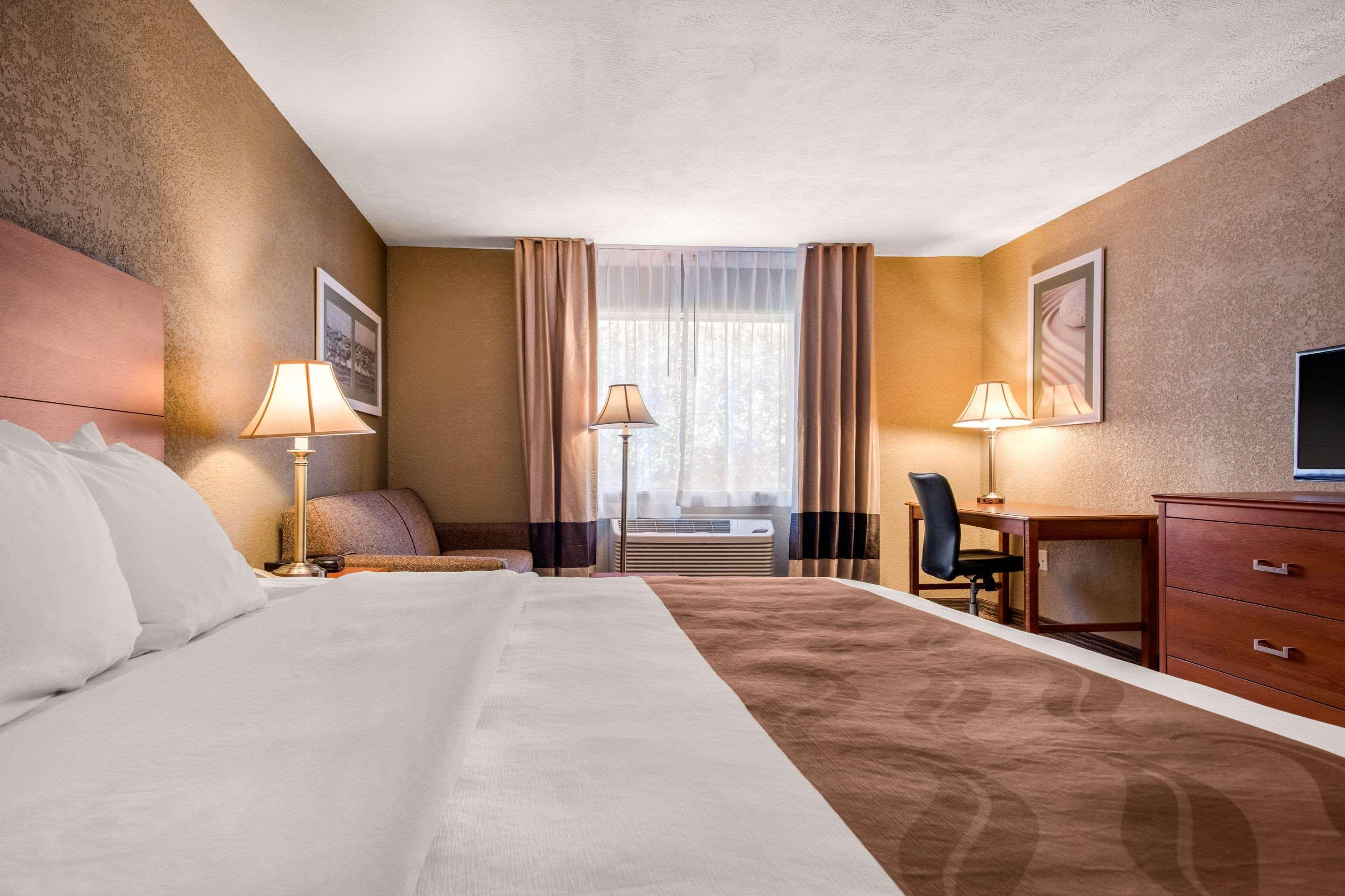 Quality Inn & Suites New Castle Dış mekan fotoğraf