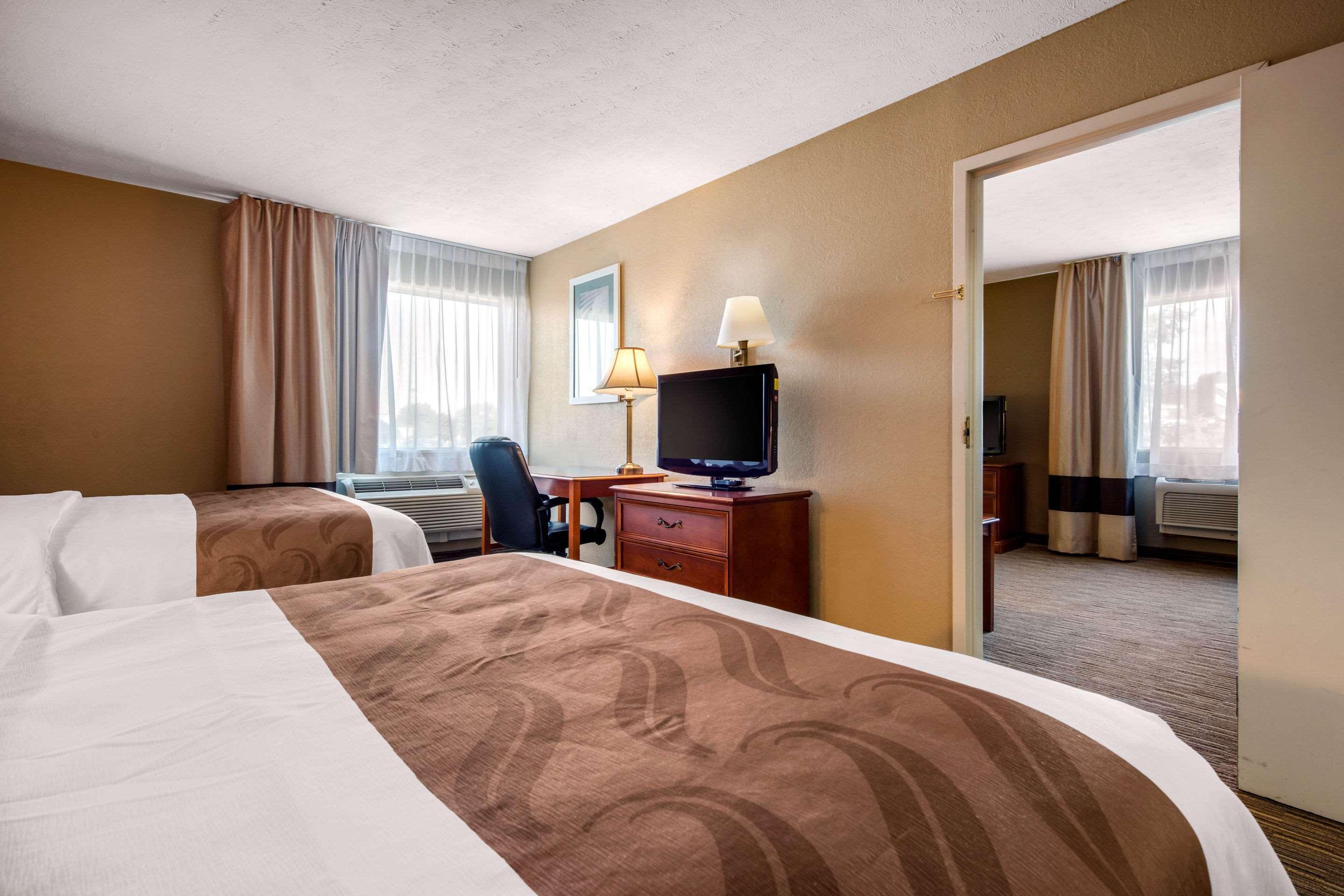 Quality Inn & Suites New Castle Dış mekan fotoğraf