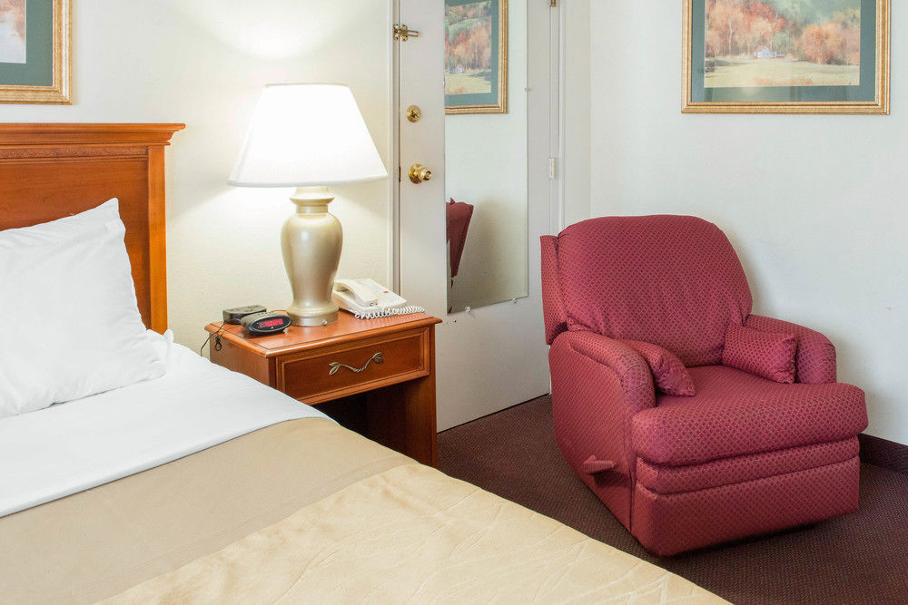 Quality Inn & Suites New Castle Dış mekan fotoğraf